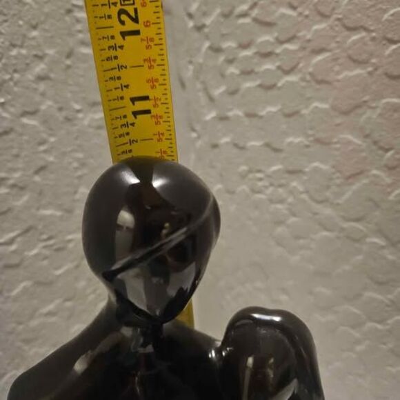 Ceramic Statue Royal Haeger Style Man Holding Woman - Picture 6 of 7